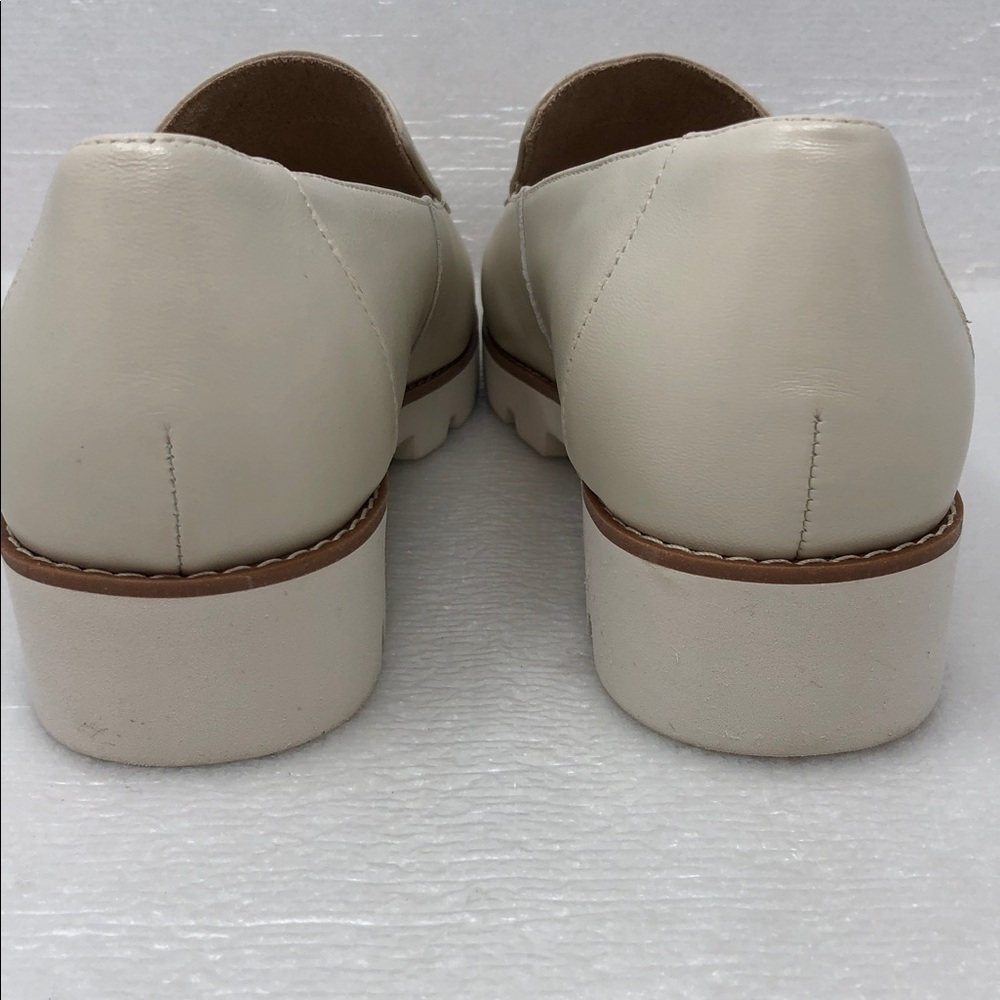 NEW Vionic Loafers Kensley Cream Leather Slip On Chunky Lug Soles Women’s Size 9 - Picture 6 of 16